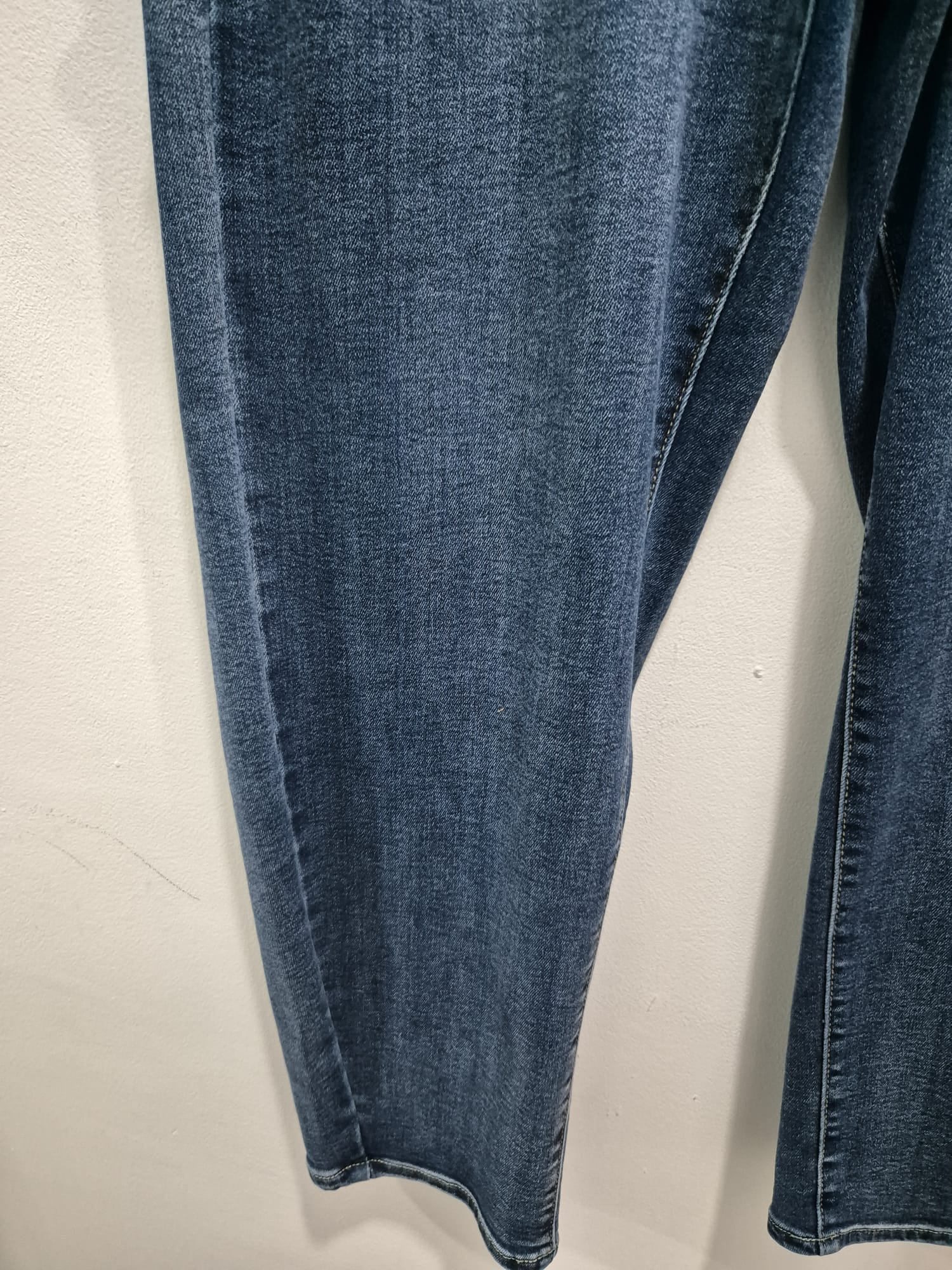 11e5cc58-8f8e-42ff-bd14-28eba3548d36